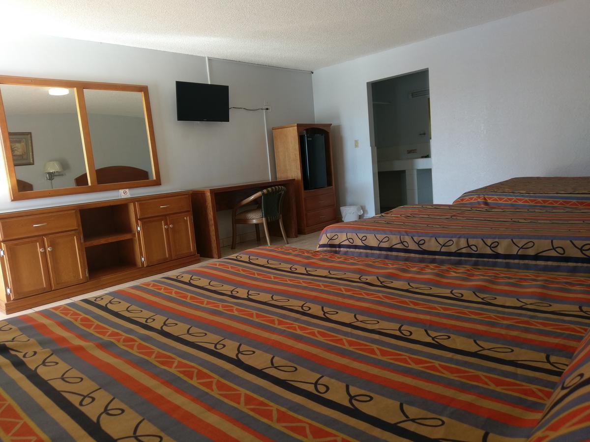 Hotel Del Camino Cuauhtémoc Dış mekan fotoğraf